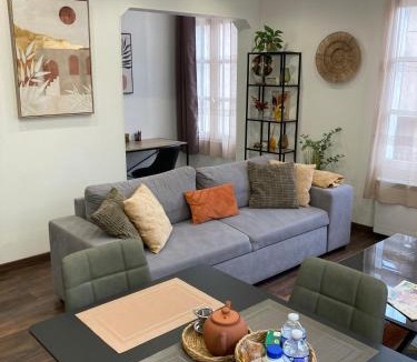 Sens Apartment | Joli appart F2, les 3 croissants, centre ville