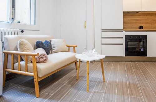 Menton Apartment | Joli studio rénové - Au coeur de Menton - DT