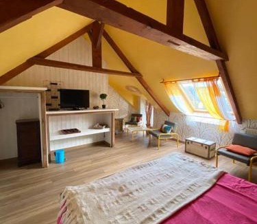 Tregueux House | Jolie maison de campagne à la ville chez TINAT
