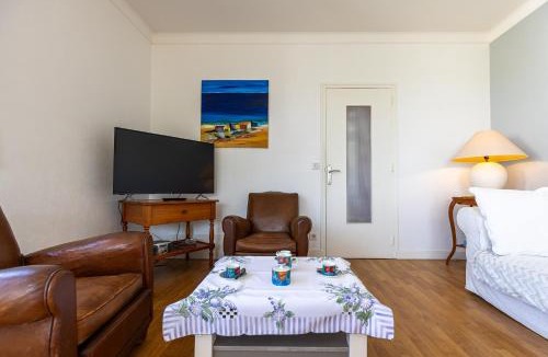Mur-de-Bretagne House | Ker Karrez - Proximité Commerce et Lac