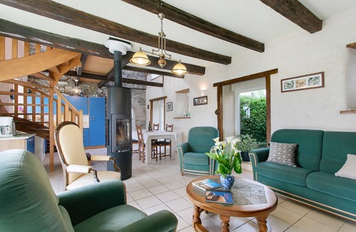 Ploezal House | Kereven Cottage – Charming Breton Longhouse