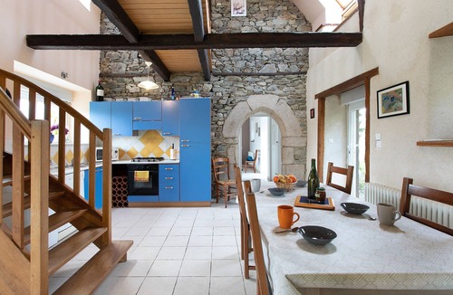 Ploezal House | Kereven Cottage – Charming Breton Longhouse