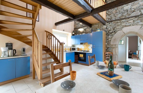 Ploezal House | Kereven Cottage – Charming Breton Longhouse
