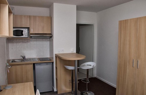 Heillecourt Apartment | Kosy Appart Hôtel Résidence Arboréa