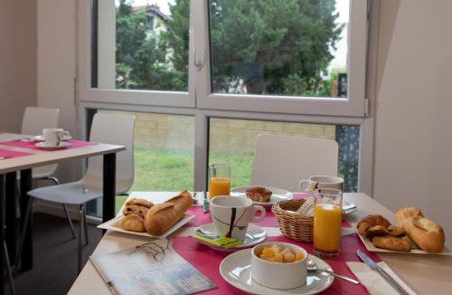 Troyes Apartment | Kosy Appart'hotels Troyes City & Park