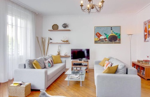 Dinard Apartment | L'écluse by Interhome