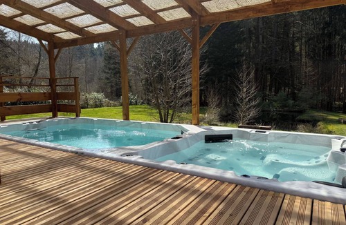 Jeanmenil Villa | L'écrin de la forêt