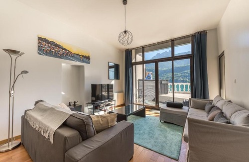 Duingt Apartment | L'accès Lac Rivage - Accès privatif au Lac dAnnecy