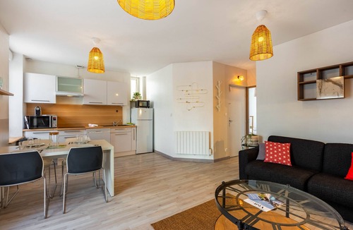 Poincare - Foch - Anatole France - Croix de Bourgogne Apartment | L'agréable de Pierre - 900 m de la gare