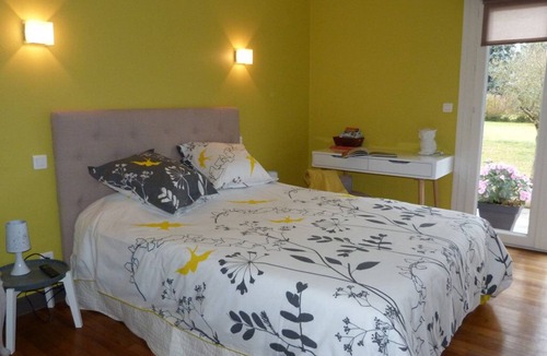Bidos Bed & Breakfast | L'Ancolie des Pyrénées, your bed and breakfast with swimming pool, in Oloron Ste Marie
