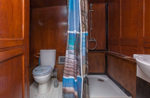 Nouvelle Ville House | L'aparté Péniche Orphée