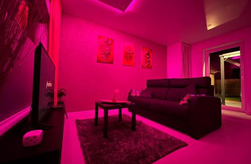 Huttenheim Apartment | l'Aphrodite - SPA Privatif - Proche Europa-Park & Rulantica