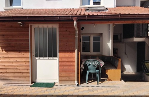Saint-Die House | L'appart des Sotrés Avec Terrain Clôturé et Table de Billard et Ping Pong