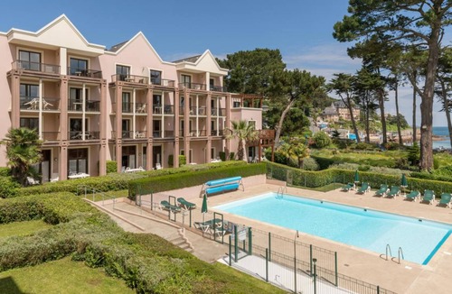 Perros-Guirec Apartment | L'Archipel 2p 4/5p Sea View Superior