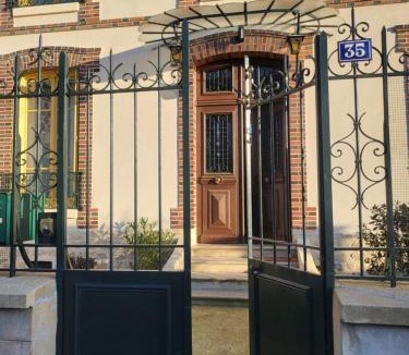 Saint-Florentin Bed & Breakfast | L'Armancine, chambres d'hôtes