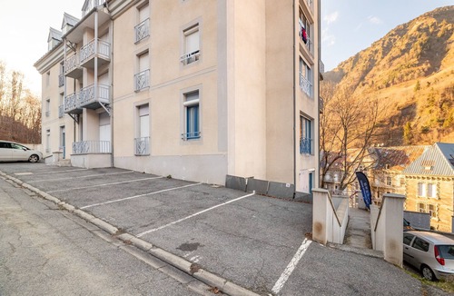 Bareges Apartment | L'AtiPic - One Bedroom Apartment, Sleeps 4