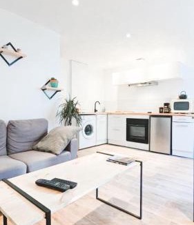 Dufau-Tourasse Apartment | L'Elégant - Idéal Couple - Parking Gratuit
