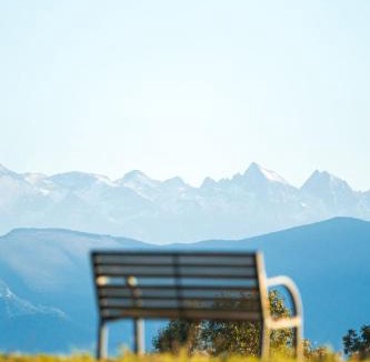 Garderes Bed & Breakfast | L'enclave Insolite - Cabanes avec Piscine et Bains Nordiques