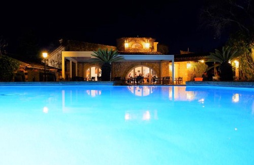 Cabrieres Hotel | L'Enclos des Lauriers Roses
