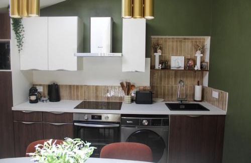Quartier Administrations Apartment | L escale Antique