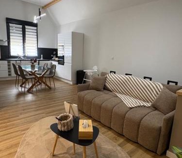 Saint-Dizier Apartment | L escale Bragarde -climatisé-
