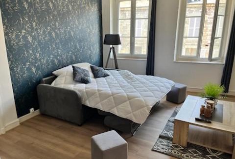 Givet Apartment | L escale