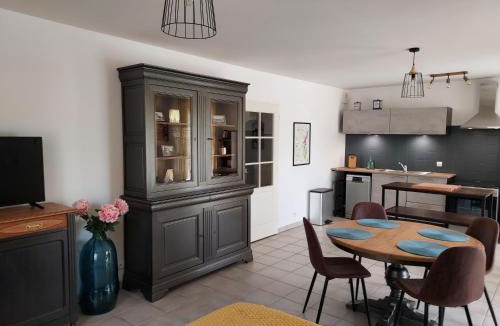 Saint-Georges-sur-Baulche Apartment | L'Escale Saint Georges - 5 min d'Auxerre