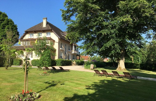 Forges-les-Bains Apartment | L'ESCALE - LUZERNE - Maison d'Hôtes l'Escale - THERMES DE BAINS LES BAINS