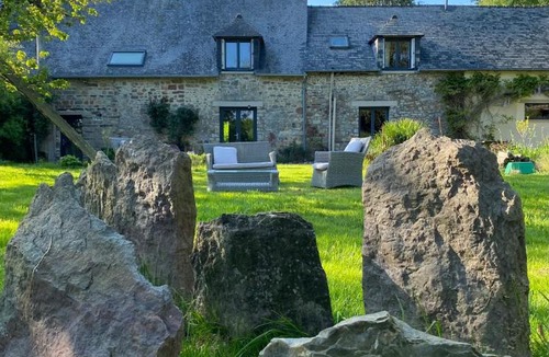 Paimpont Bed & Breakfast | L'Hôtié de Brocéliande, au coeur des sites naturels et légendaires
