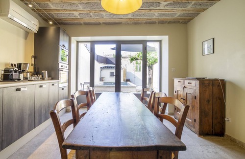 Saint-Hilaire-d'Ozilhan Villa | La Baronne - Wonderful holiday home in the heart of Languedoc-Roussillon