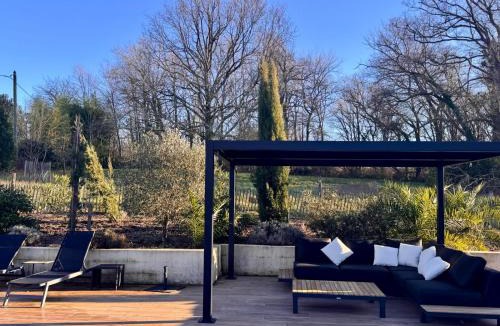 Saint-Mont Villa | La Bastide 1767 Villa de charme avec piscine 15x5, climatisation, 4 chambres, cuisine extérieur