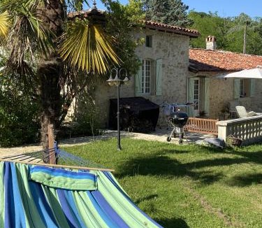Auch Bed & Breakfast | La Bordeneuve - Chambre d'hôtes