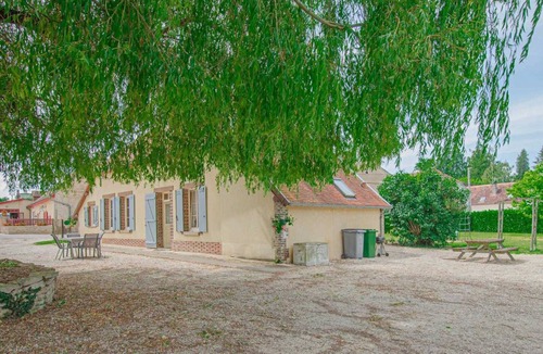 Montfey House | La Brosse Fleury - MONTFEY
