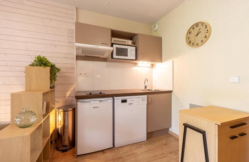 Ax-les-Thermes Apartment | La Bulle d’Ax - Domaine de la Vallée dAx