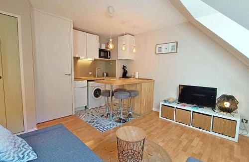 Bagneres-de-Luchon Apartment | La bulle de Luchon, proche télécabine, 4 personnes