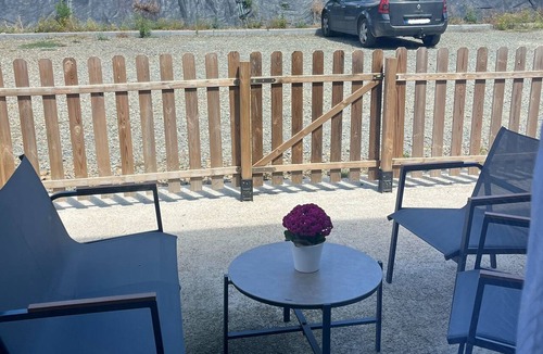 Caulnes House | La Caulnaise - Maison climatisée avec terrasse