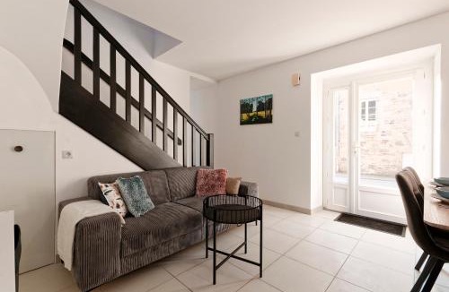 Caulnes House | La Caulnaise - Maison climatisée avec terrasse