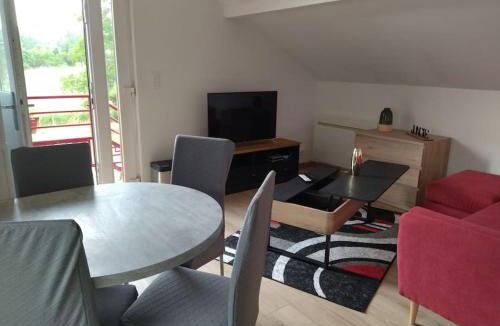 Mesnil Sous Les Cotes Apartment | La Chèvrerie des Ânes