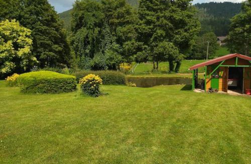Mesnil Sous Les Cotes Apartment | La Chèvrerie des Ânes