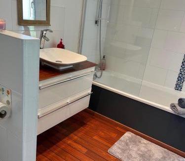 Pleguien Bed & Breakfast | La Chambre de Kerly