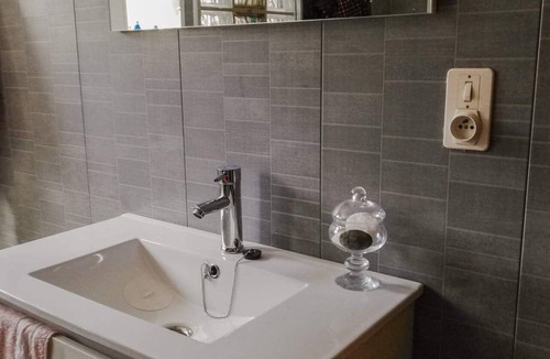 Taintrux House | La Chti Cabane