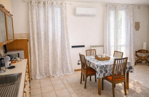 Cornate d'Adda House | La Corte Guesthouse appartamento indipendente con giardino privato