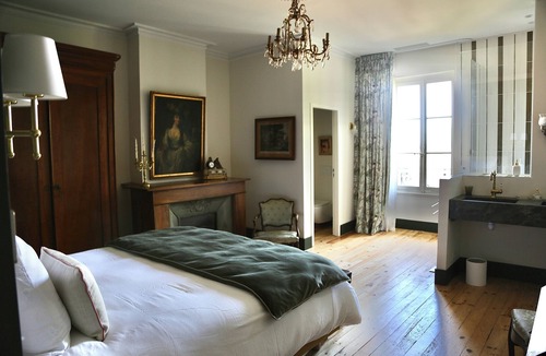 Montpezat-de-Quercy Other | La dolce vita at the heart of Château de Peyronnenc