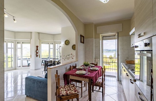 Dormelletto Apartment | La Finestra sul Lago - Dormelletto - Free Wi-Fi