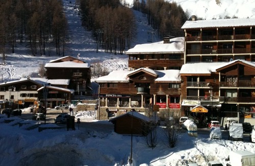 Allos Apartment | LA FOUX D ALLOS HOLIDAY SKI SNOW MOUNTAIN