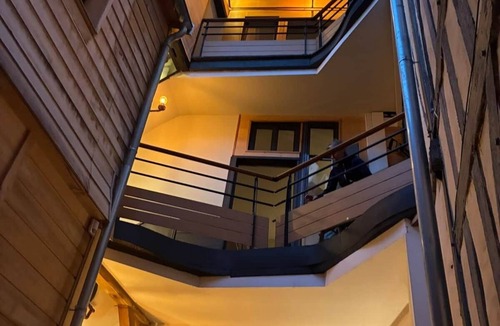 Old Town Apartment | La Grande Escapade (T12)
