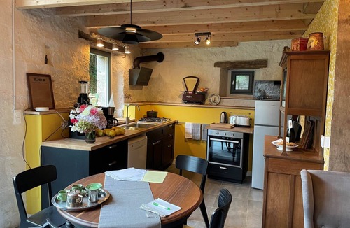 Le Vieux-Marche House | La Grange du Manoir (eco-cottage for 2–4 people)