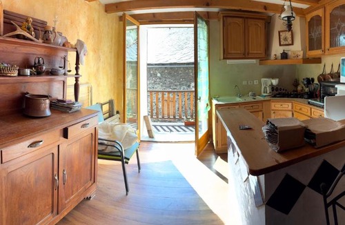 Mijanes House | La Grange