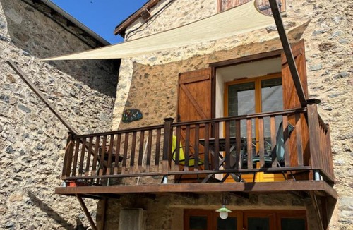 Mijanes House | La grange un refuge