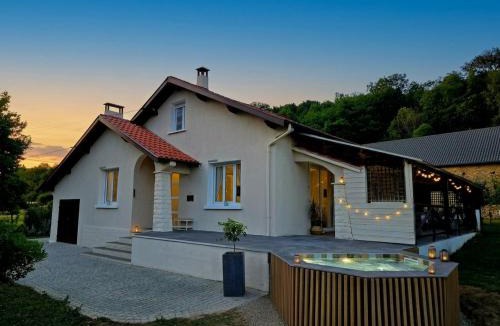 Espoey Villa | La Maison aux pieds des Pyrénées - Piscine d'exception de 25m